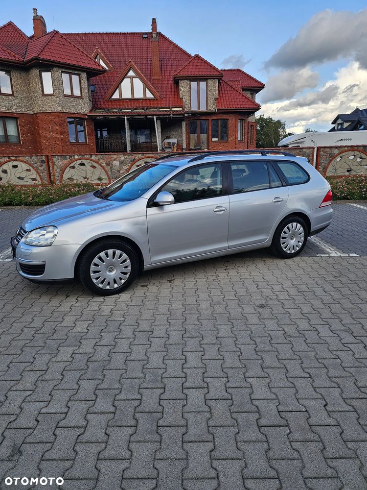 Volkswagen Golf - 4