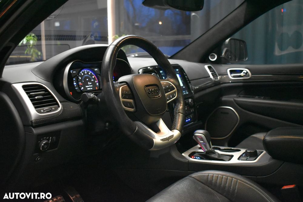 Jeep Grand Cherokee - 7