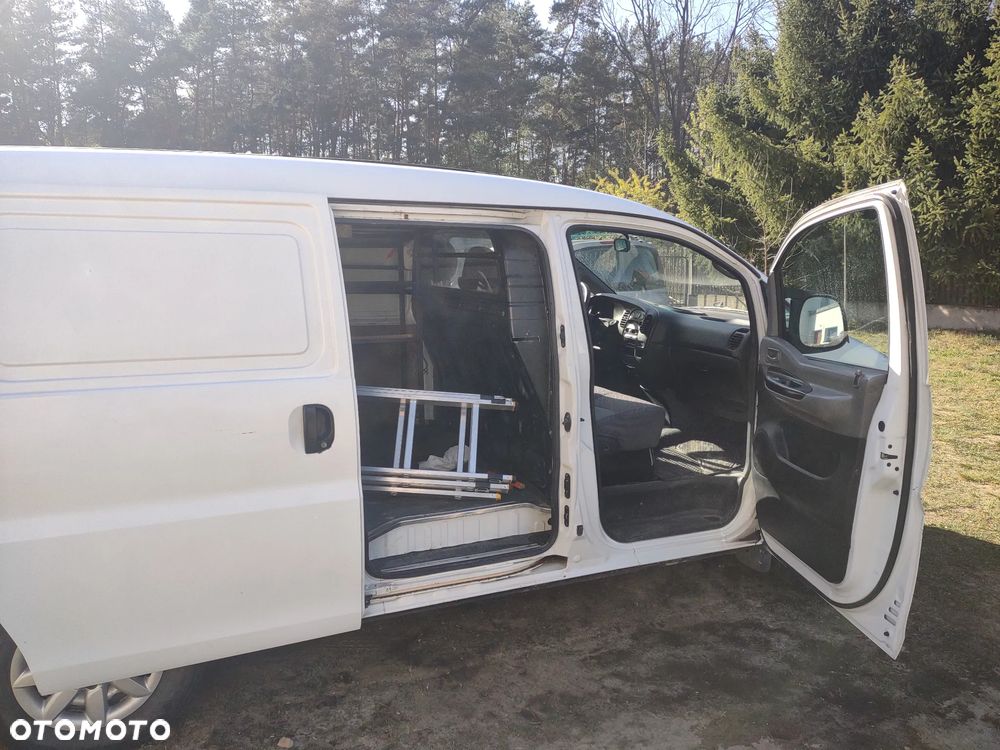 Hyundai H1 - 2