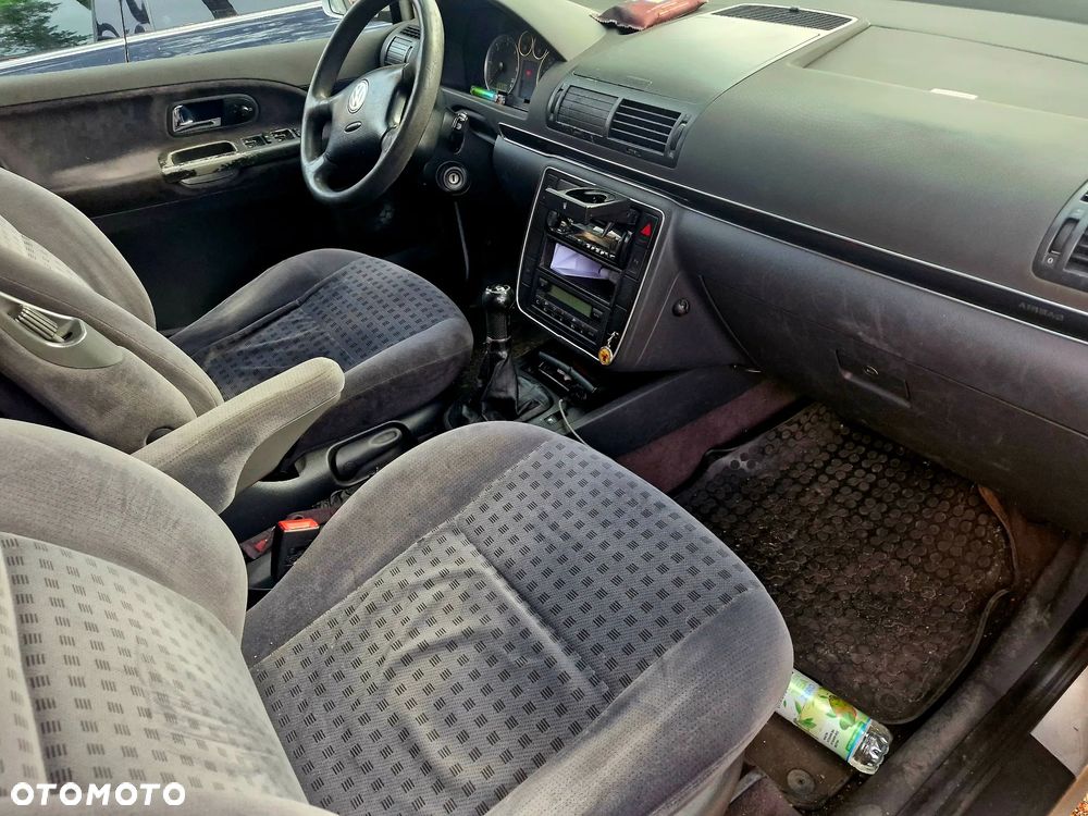 Volkswagen Sharan 2003 photo 5