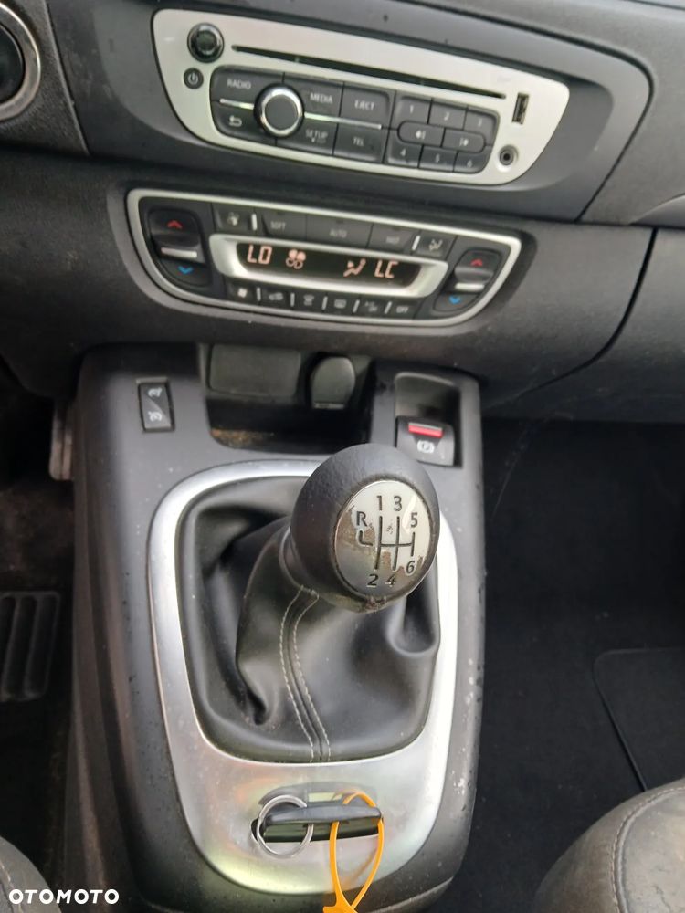 Renault Scenic 1.5 dCi Limited - 17