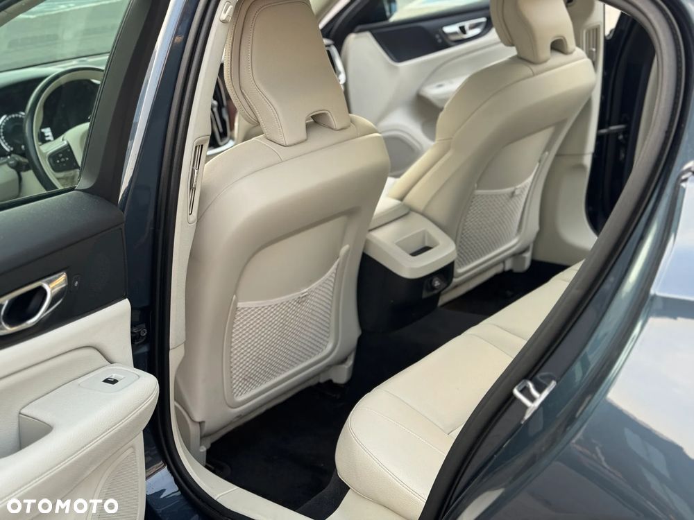 Volvo S60 T6 AWD Geartronic Momentum - 14