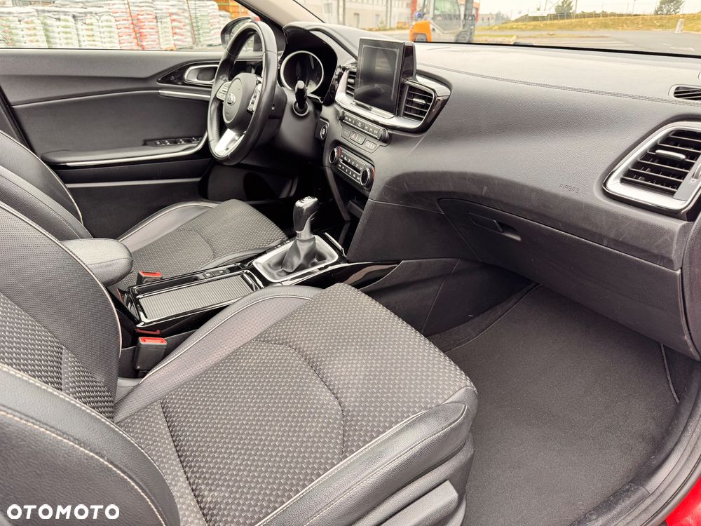 Kia Ceed 1.0 T-GDI OPF Edition 7 - 9