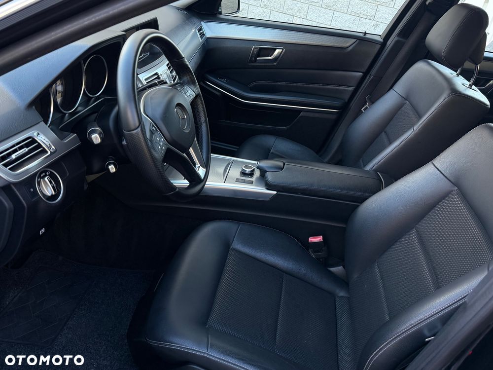 Mercedes-Benz Klasa E 250 BlueTEC 4Matic 7G-TRONIC Avantgarde - 25