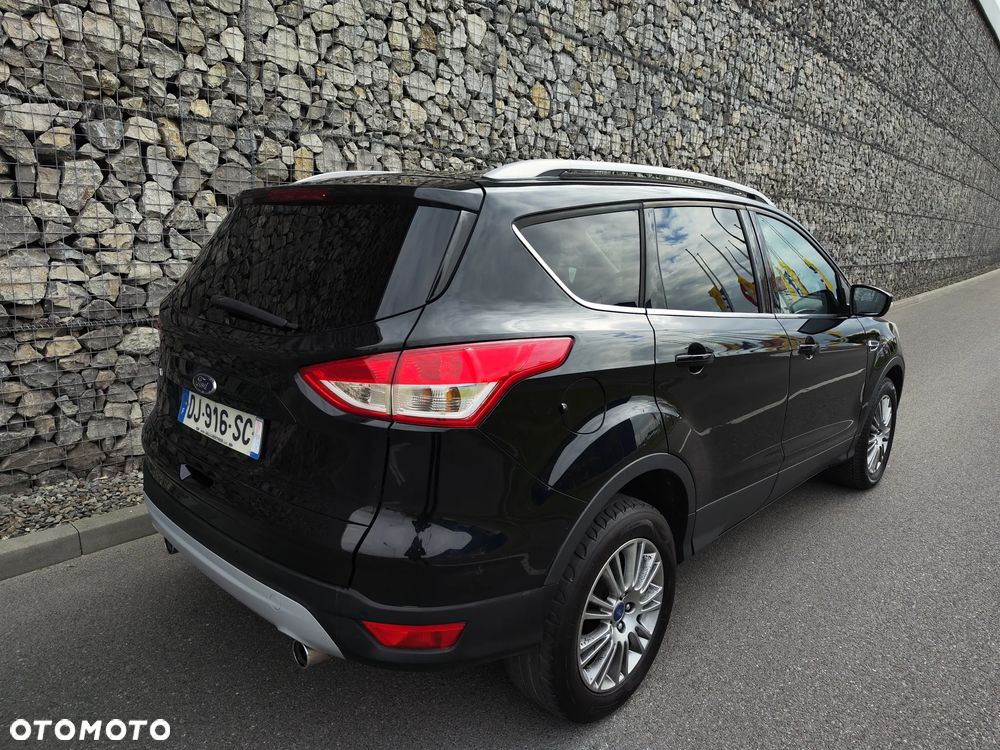 Ford Kuga 2.0 TDCi 2x4 Titanium - 10