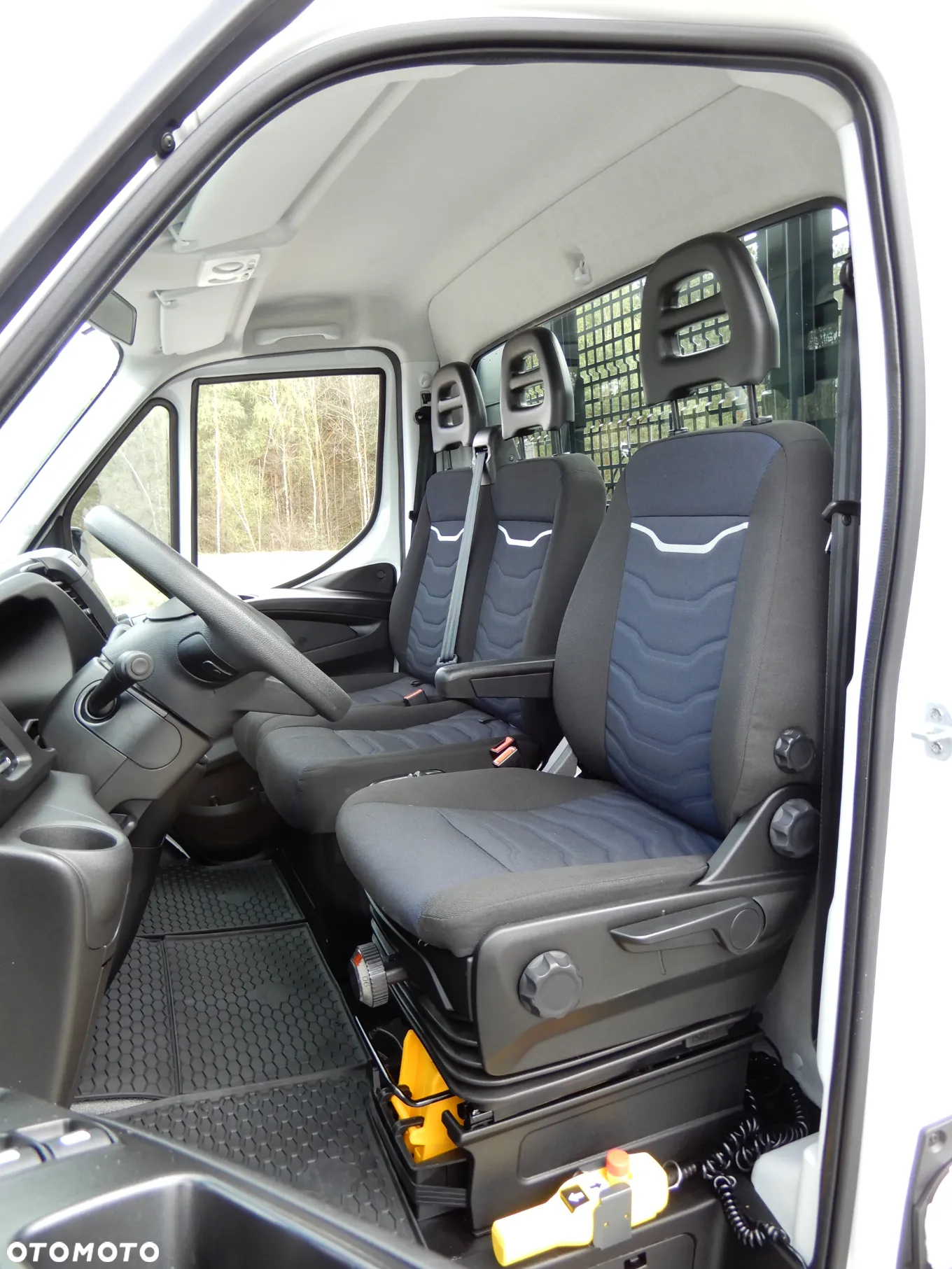 Iveco DAILY 50C18 Wywrotka Kiper Wywrot x 3 Renomowanej Firmy SCATTOLINI 3.62 CM HAK 3500 Kg 30 Tys Km Przeb Stan Jak Nowy OKAZJA - 35