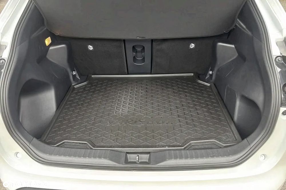 Toyota Yaris Hybrid 1.5 Active - 19