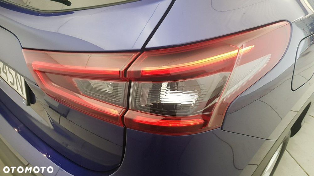Nissan Qashqai - 12