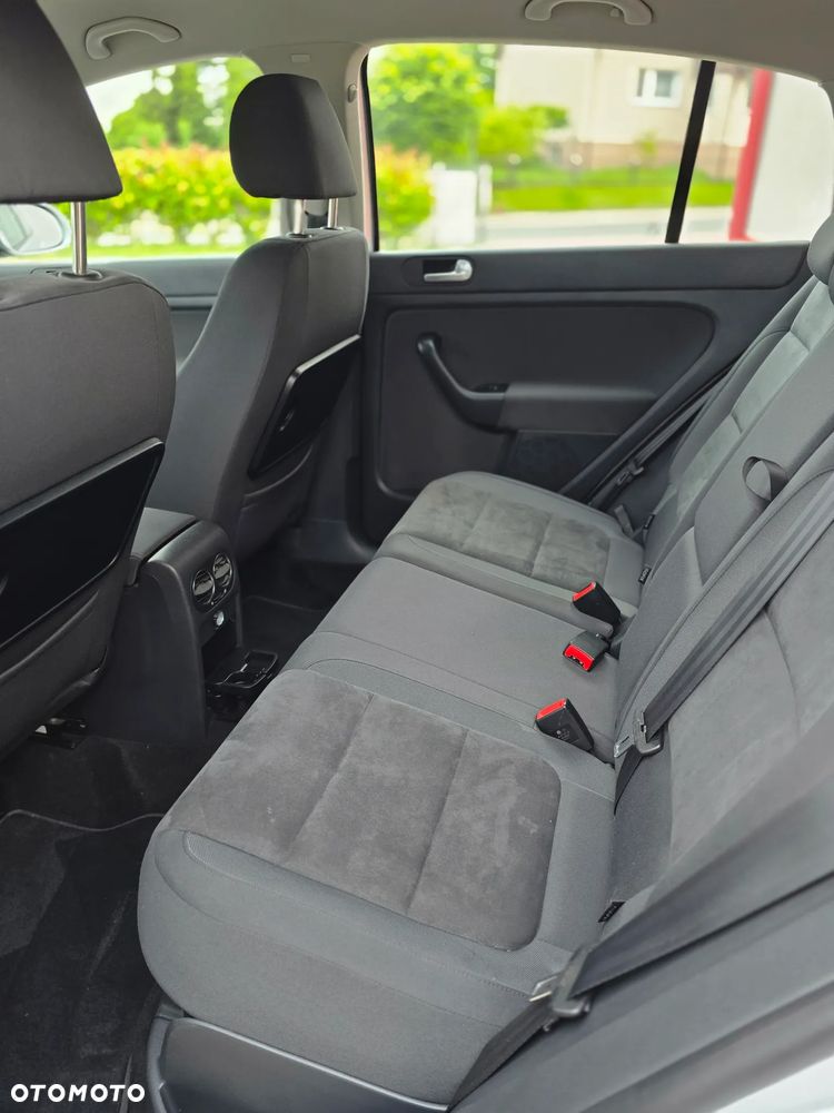 Volkswagen Golf - 12