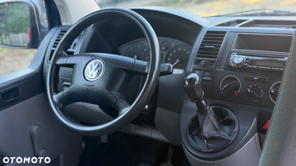 Volkswagen Transporter Caravelle Kurz (5.Si.) - 18