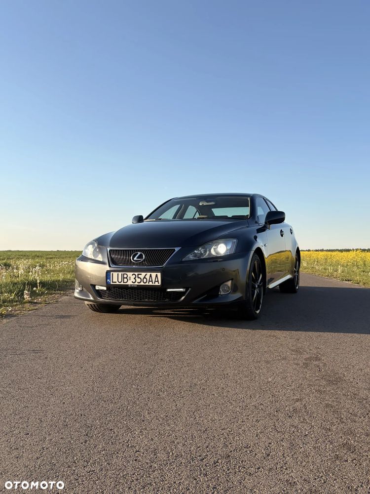 Lexus IS 220d Sport Line - 2