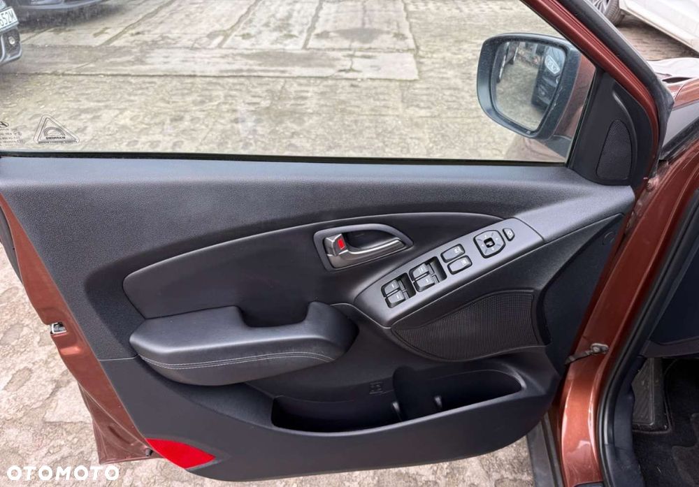 Hyundai ix35 - 11