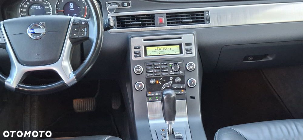 Volvo XC 70 2.4D AWD Kinetic - 14