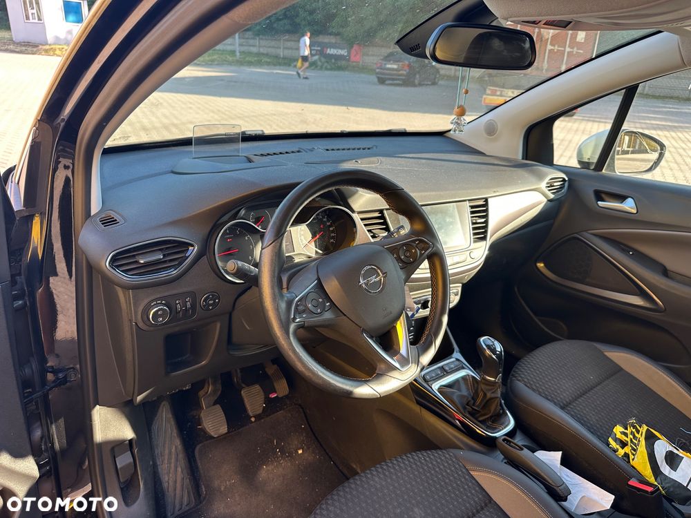 Opel Crossland - 10