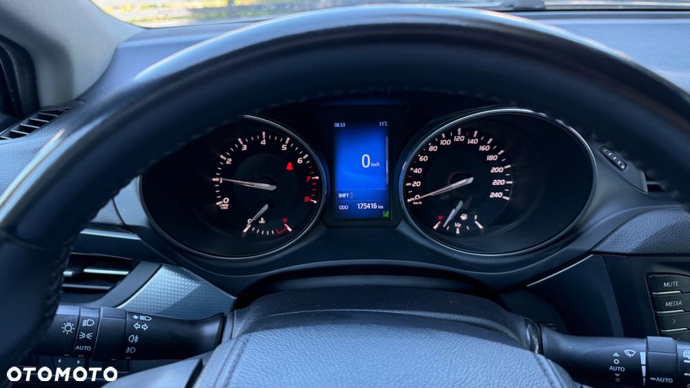 Toyota Avensis Touring Sports 1.8 Edition S+ - 24