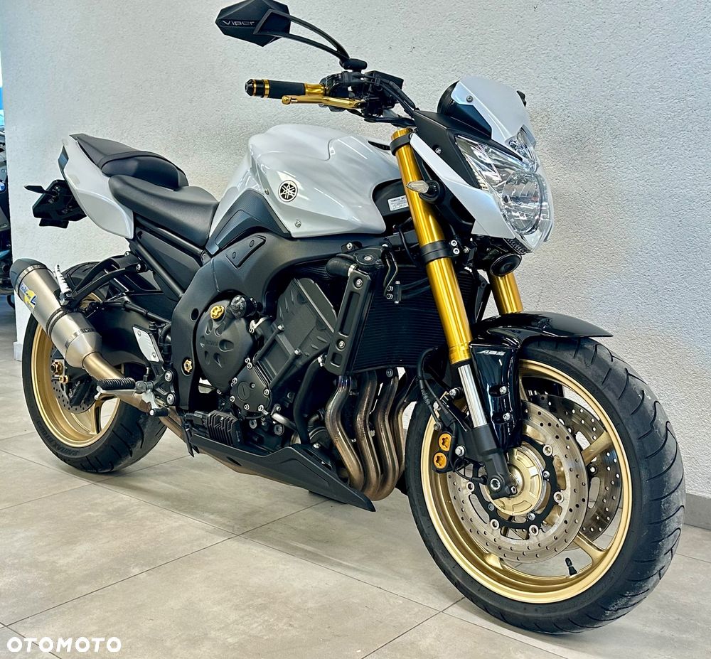 Yamaha FZ8 - 5