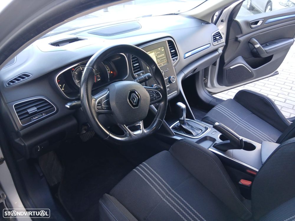Renault Mégane 1.5 dCi GT Line EDC - 14