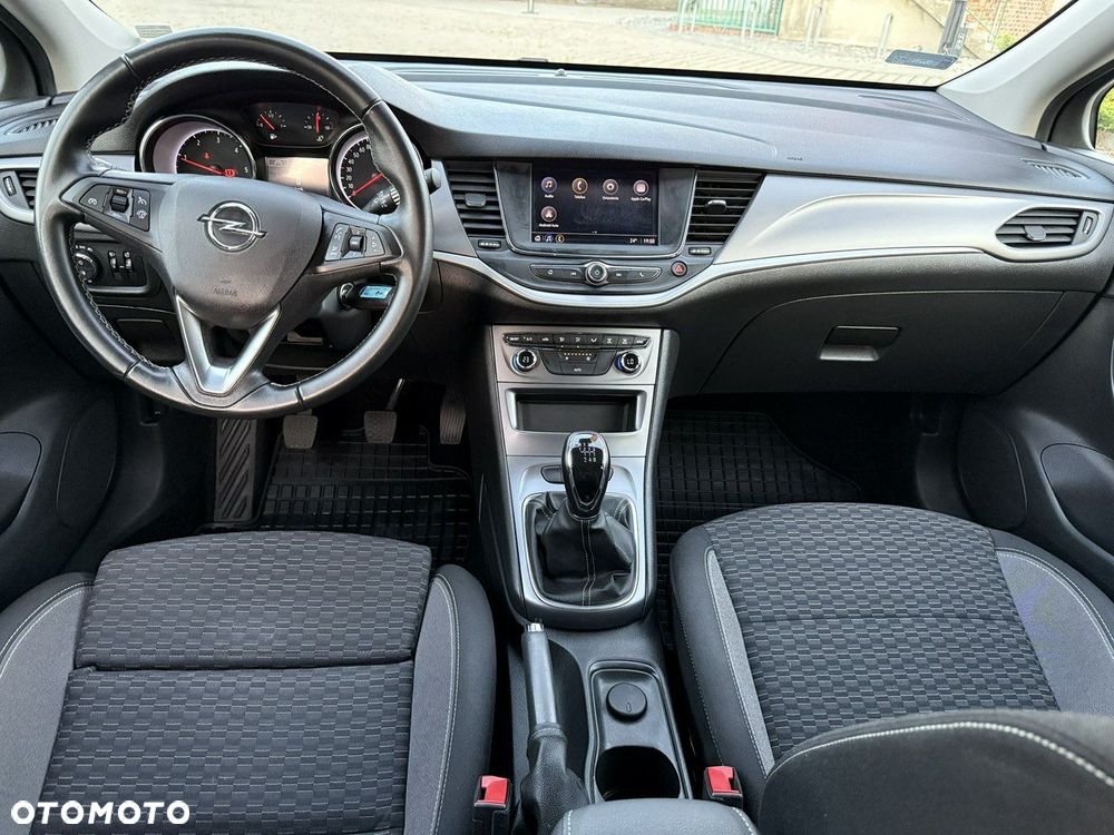 Opel Astra - 14