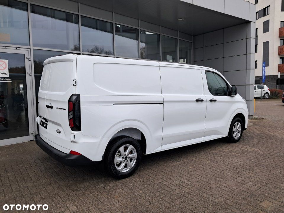 Ford Transit Custom - 8