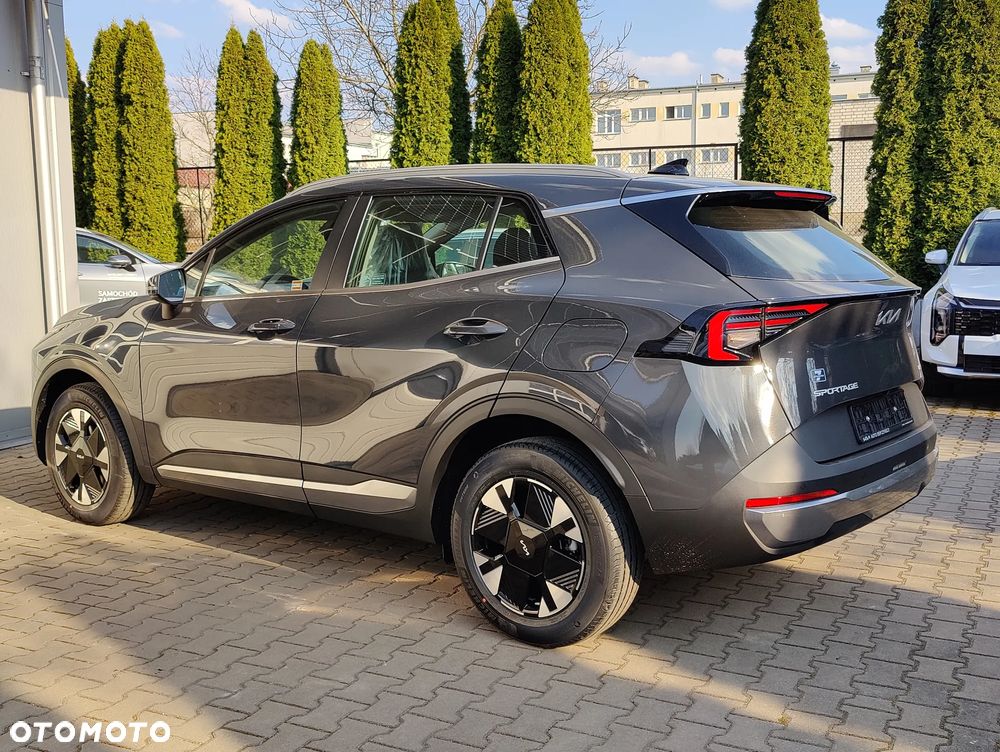 Kia Sportage 1.6 T-GDI HEV M 2WD - 1
