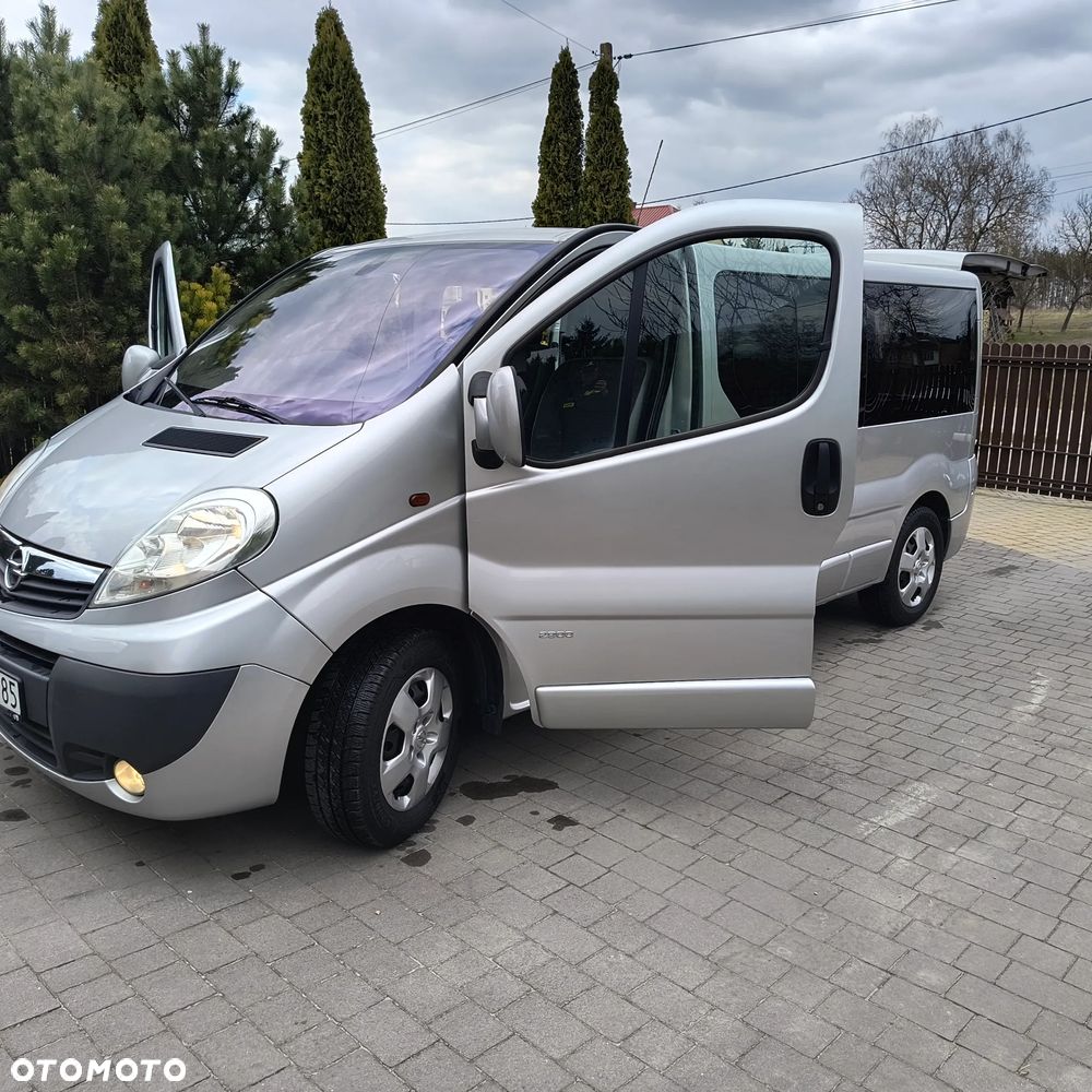 Renault Trafic - 2