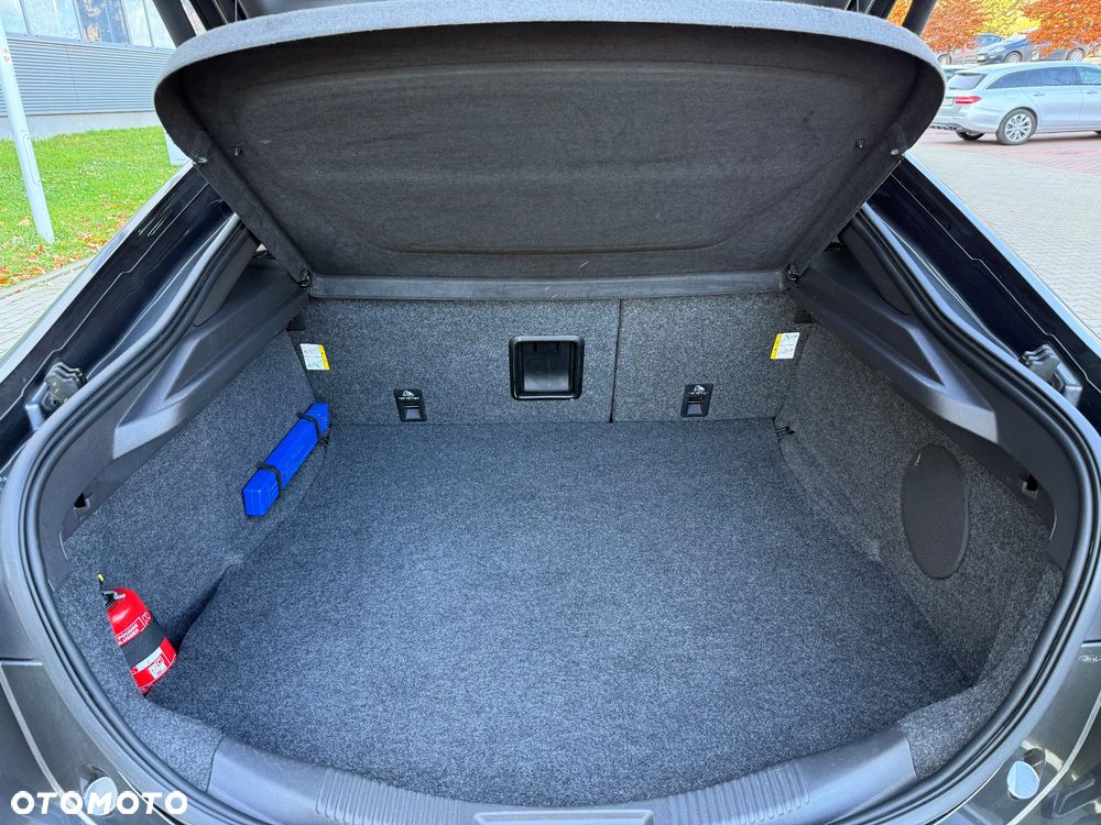 Ford Mondeo 1.5 EcoBoost ST-Line X - 37