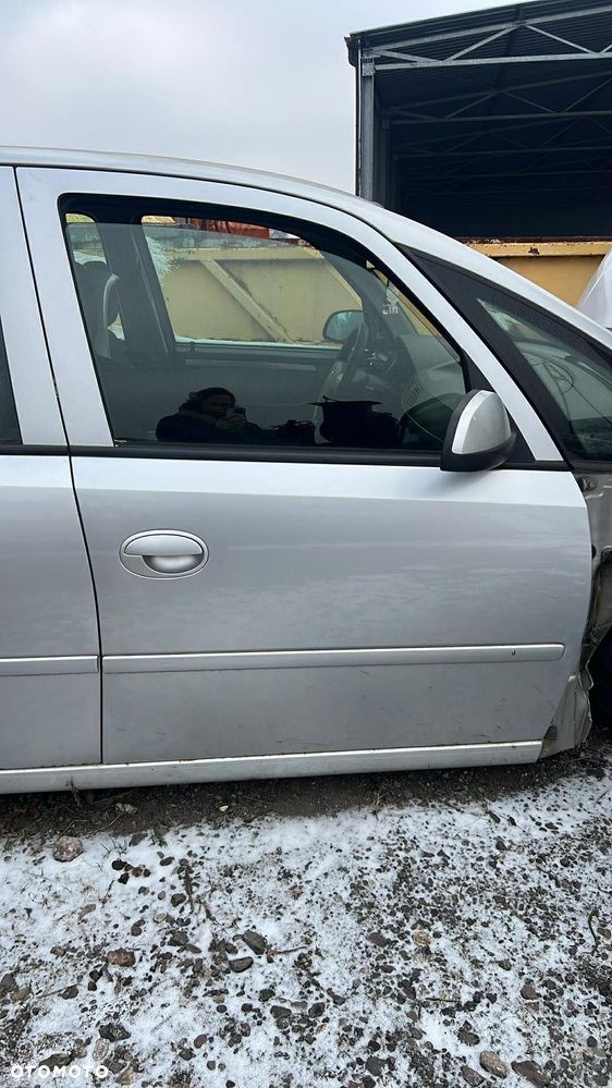 Drzwi przednie prawer Opel Meriva A I !! SREBRNE !! KOMPLETNE !! - 1