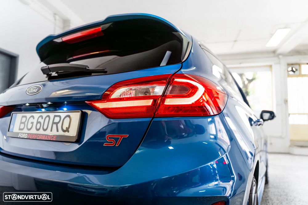 Ford Fiesta 1.5 EcoBoost S&S ST X - 8