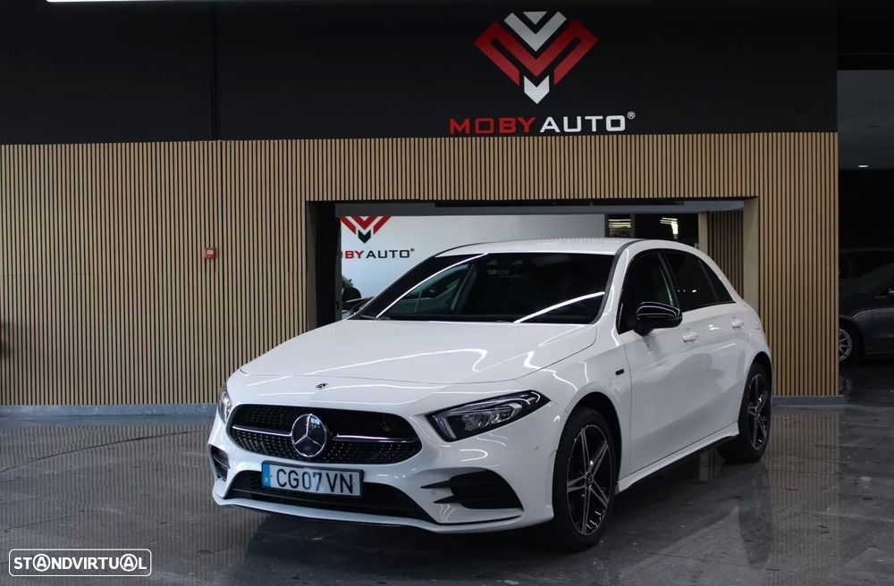 Mercedes-Benz A 250 e AMG Line - 1