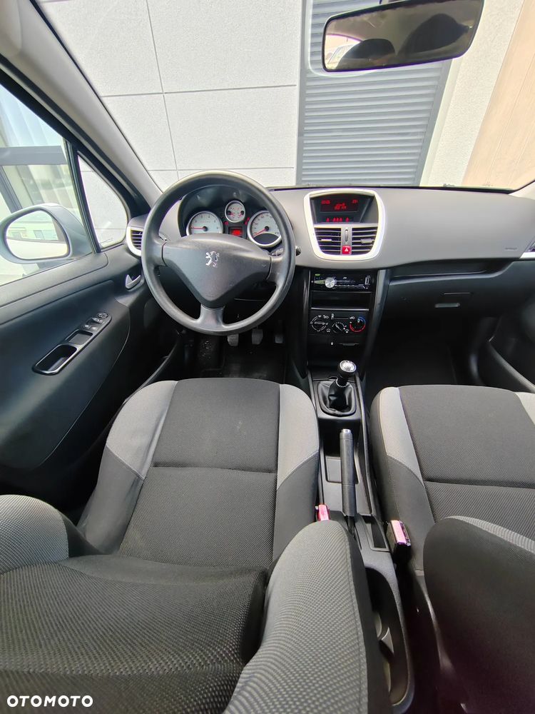 Peugeot 207 75 Urban Move - 3