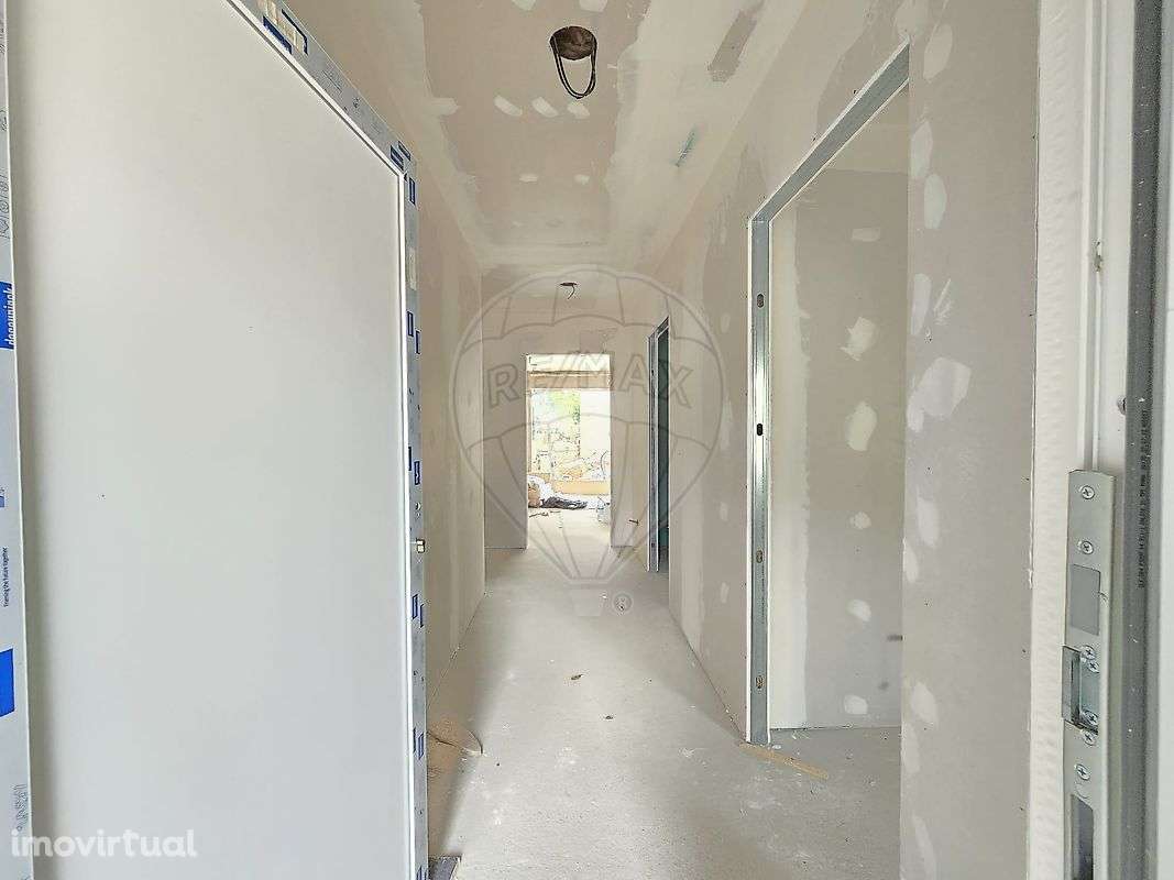 Moradia T2 para venda - Grande imagem: 3/27