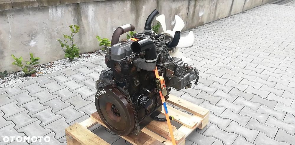SILNIK ISEKI E3CC E3CD 1,363L 19,12 kW 12 500 zł netto - 7