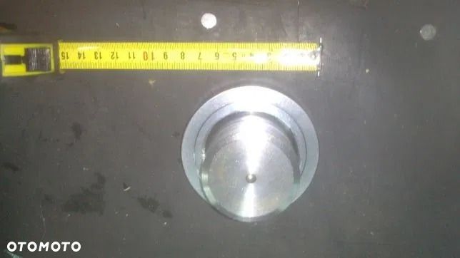 Tłoczek zacisku Girling do ładowarki Ł-34