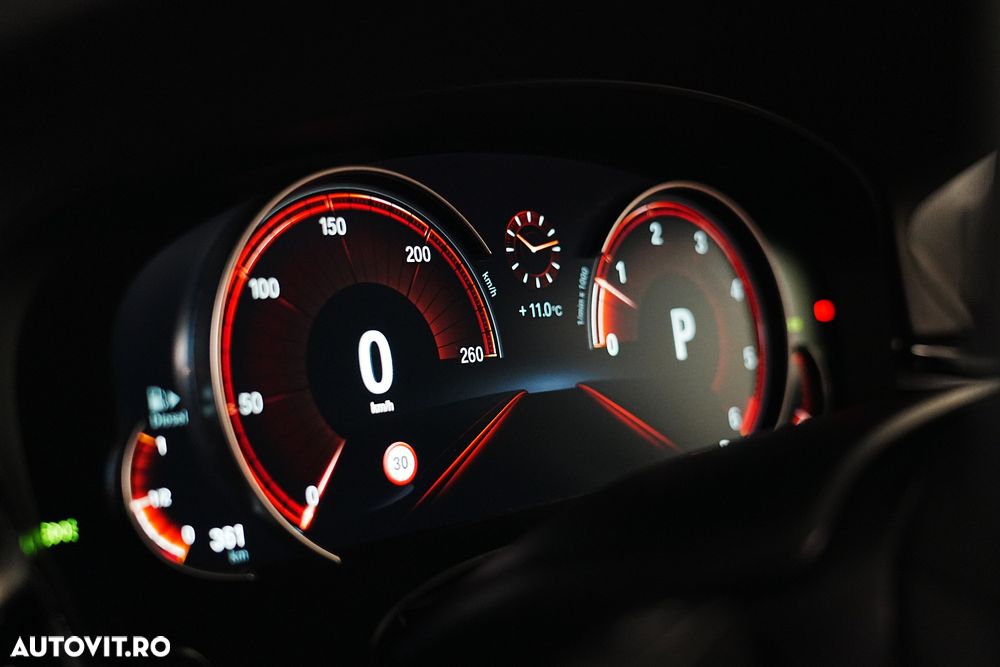 BMW Seria 5 530d AT - 11