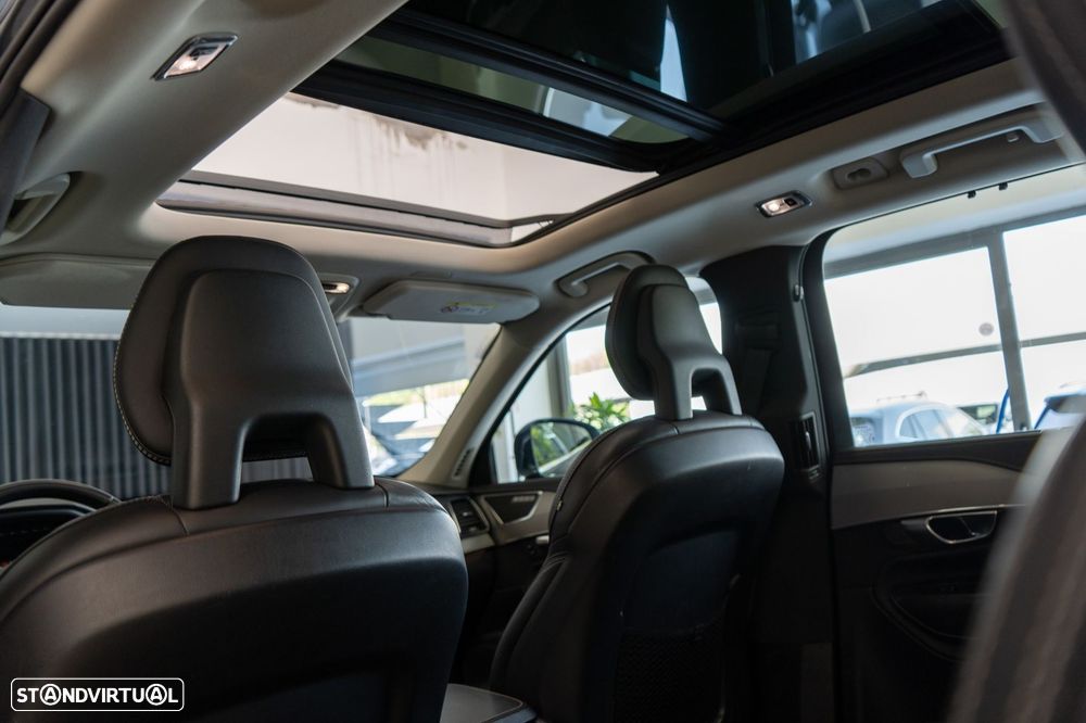 Volvo XC 90 2.0 T8 PHEV Inscription AWD - 44