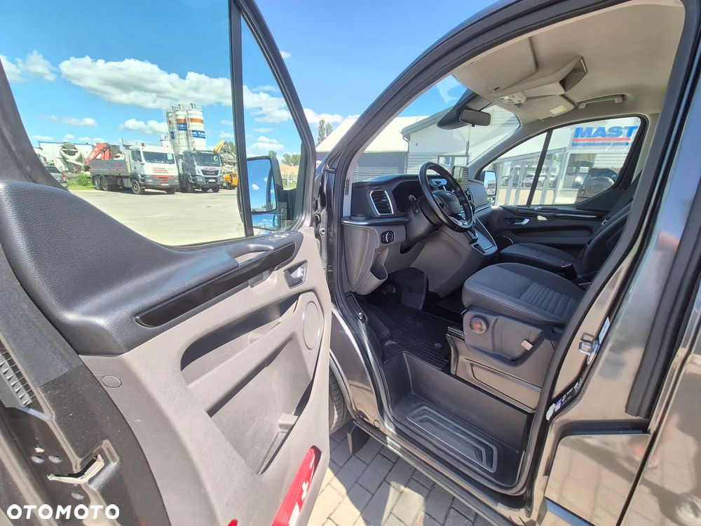 Ford Tourneo Custom 2.0 TDCi L2 Titanium SelectShift - 8