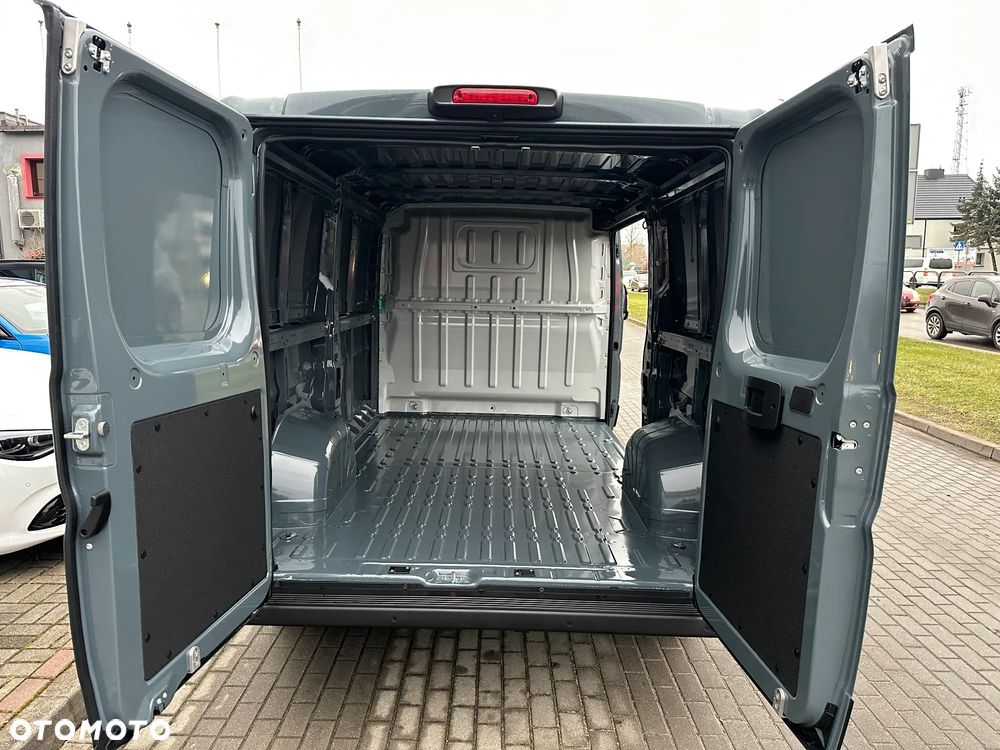 Fiat Ducato Furgon L2H1 Szary Lanzarote - 17
