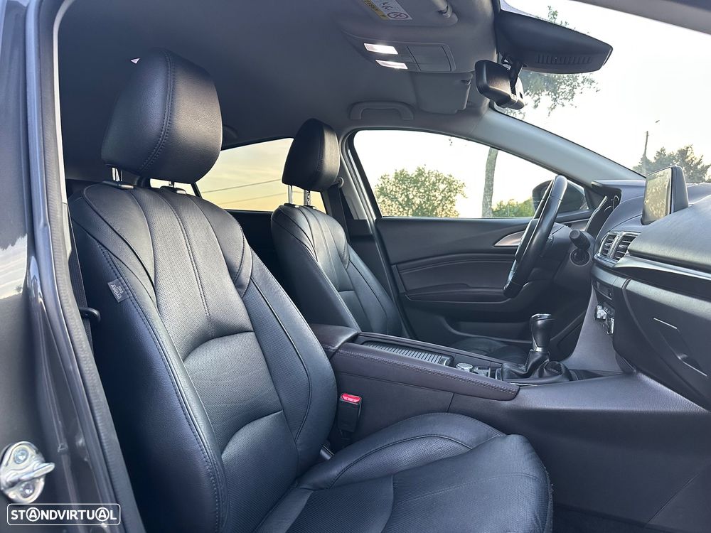 Mazda 3 Hatchback 1.5 Sky-D Excellence Pack Leather - 39