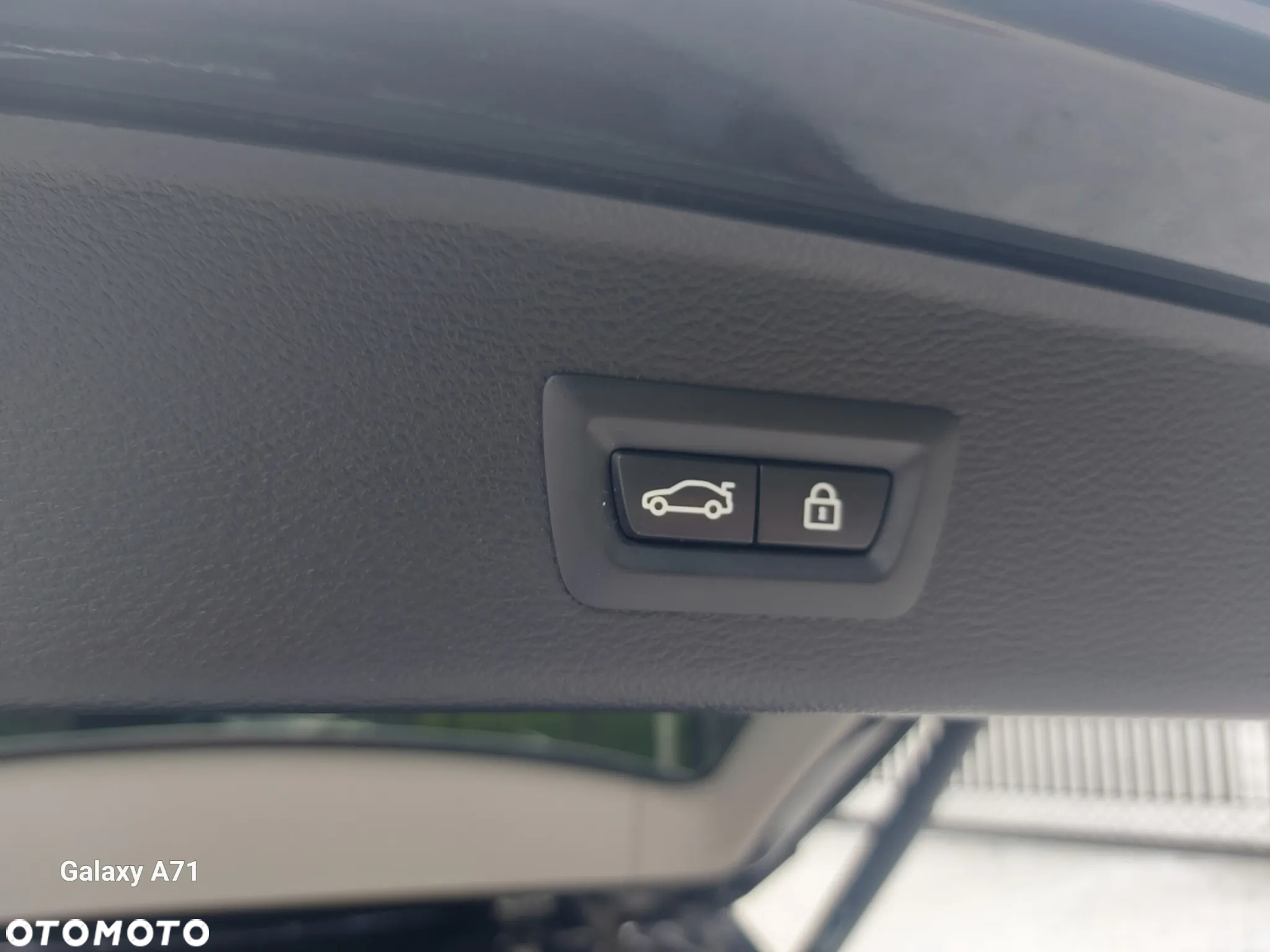 BMW X3 xDrive28i xLine - 37