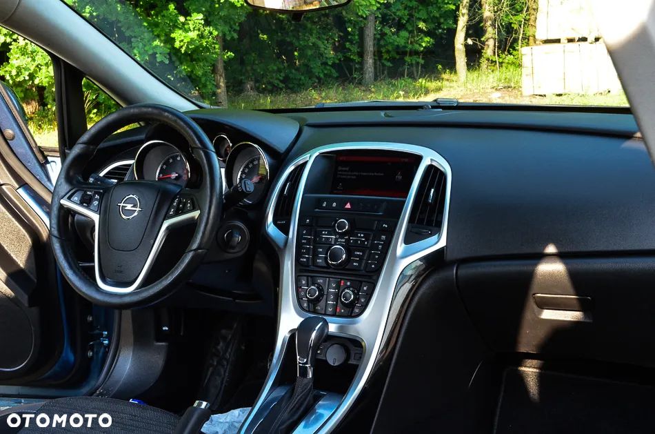 Opel Astra 1.6 Cosmo - 32