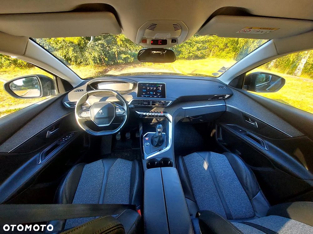 Peugeot 5008 BlueHDI 130 Active Pack - 10