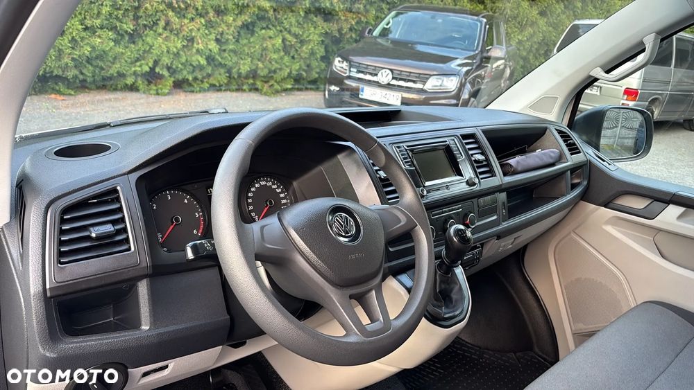 Volkswagen Transporter T6 - 24