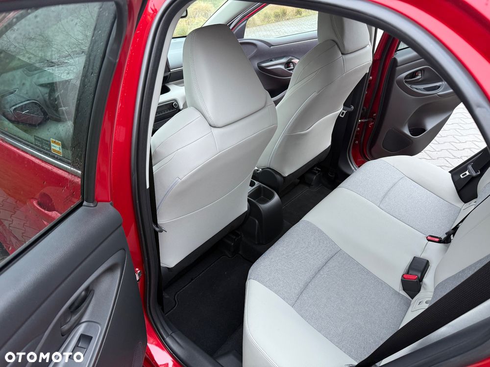 Toyota Yaris 1.5 Style - 16