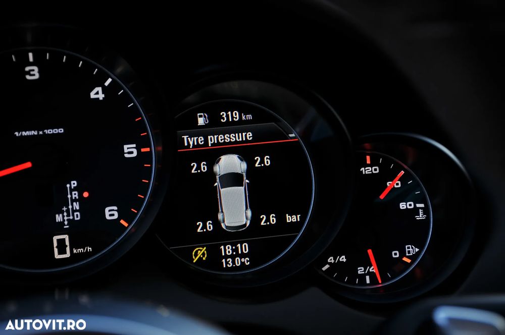 Porsche Cayenne - 19