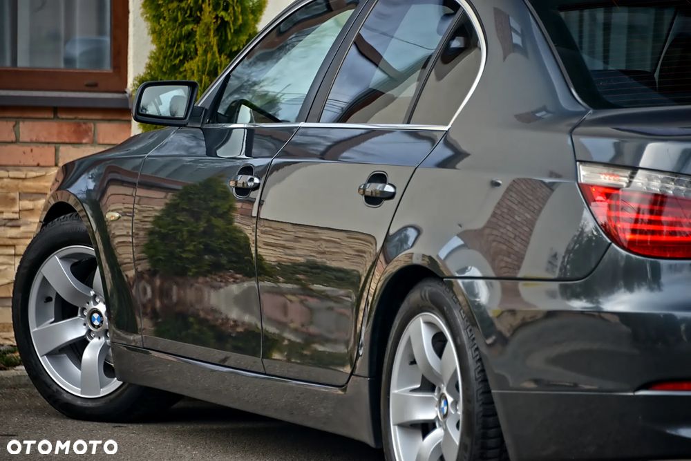 BMW Seria 5 530d Edition Exclusive - 18