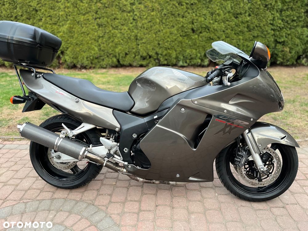 Honda CBR - 3