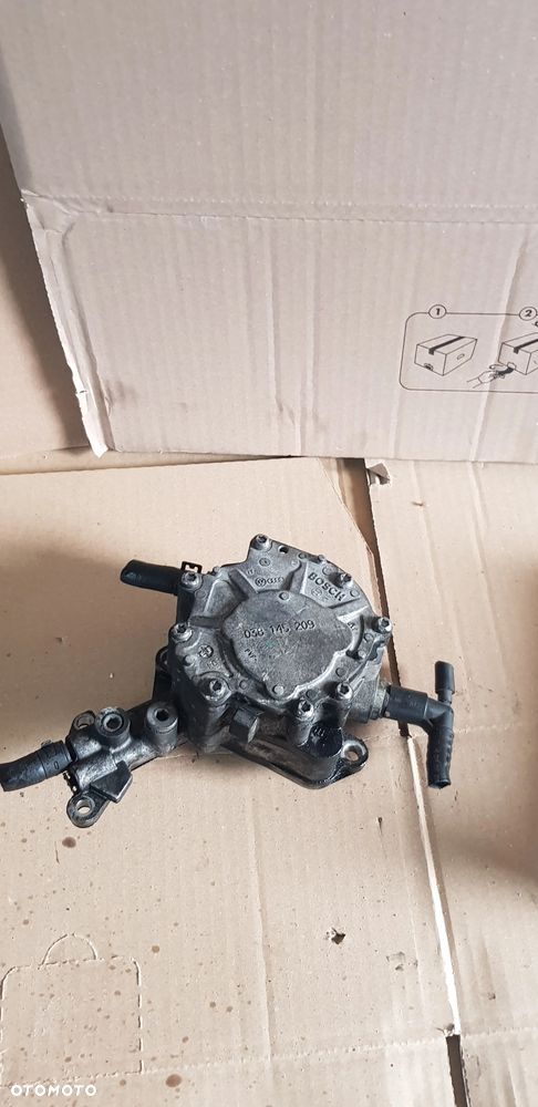 Pompa Vacum Pompa Paliwa 038145209 Vw Golf Caddy Touran Passat Seat Skoda Octavia II 1.9tdi 105km - 1