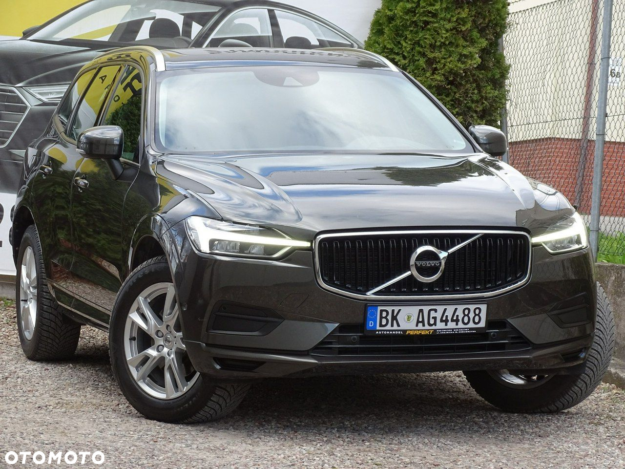 Volvo XC 60 D4 AWD Momentum - 2