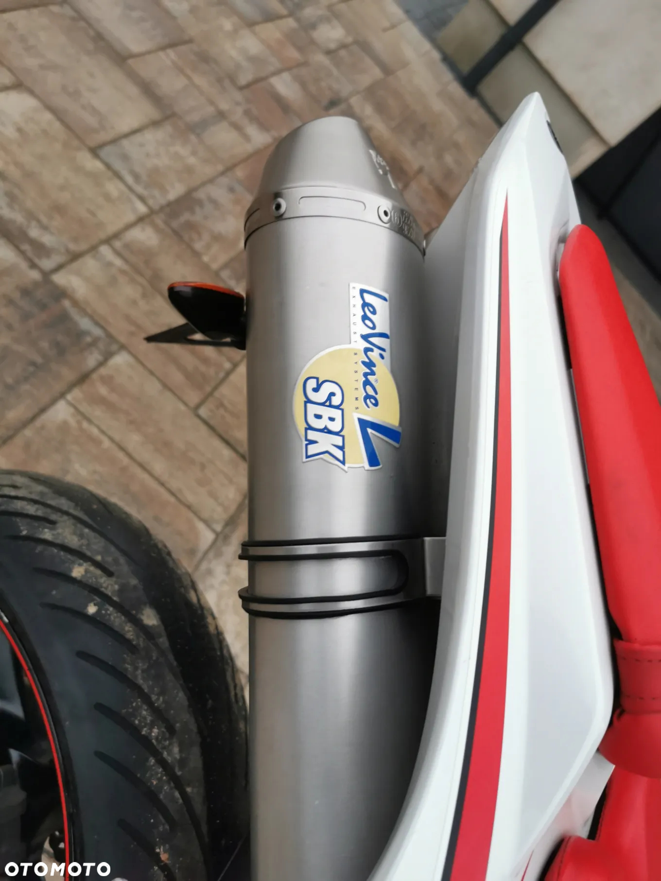 Yamaha R1 - 29