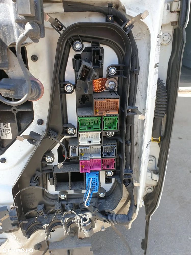 OSŁONA OBUDOWA POKRYWA INSTALACJI KABINY KABINA DAF XG / XF 2244850  2244849 - 6